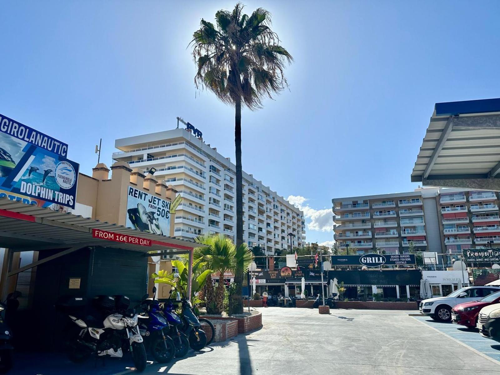 Costa Del Sol Seaside Studio - 5 Mins From Beach 푸엔히롤라 외부 사진