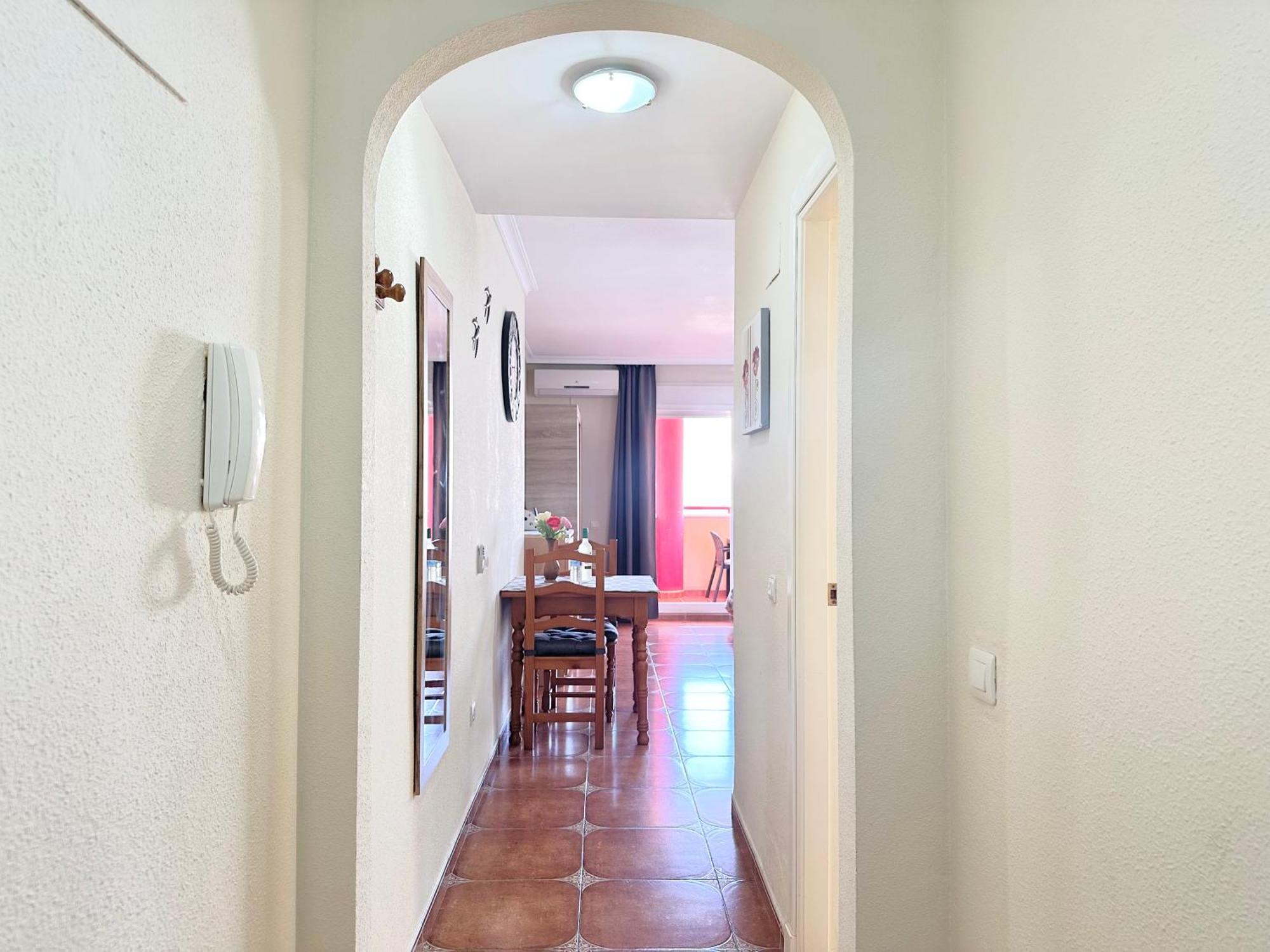 Costa Del Sol Seaside Studio - 5 Mins From Beach 푸엔히롤라 외부 사진